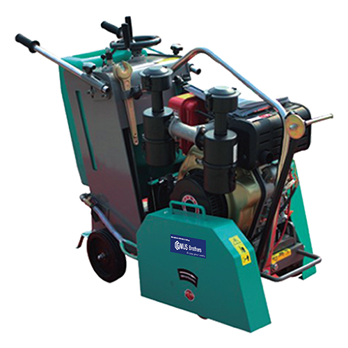CONCRETE CUTTER