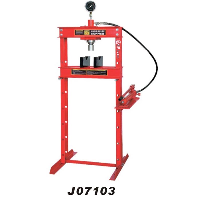 J07103